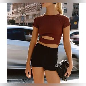 Free People Short Sleeve Cropped Tee in Brown